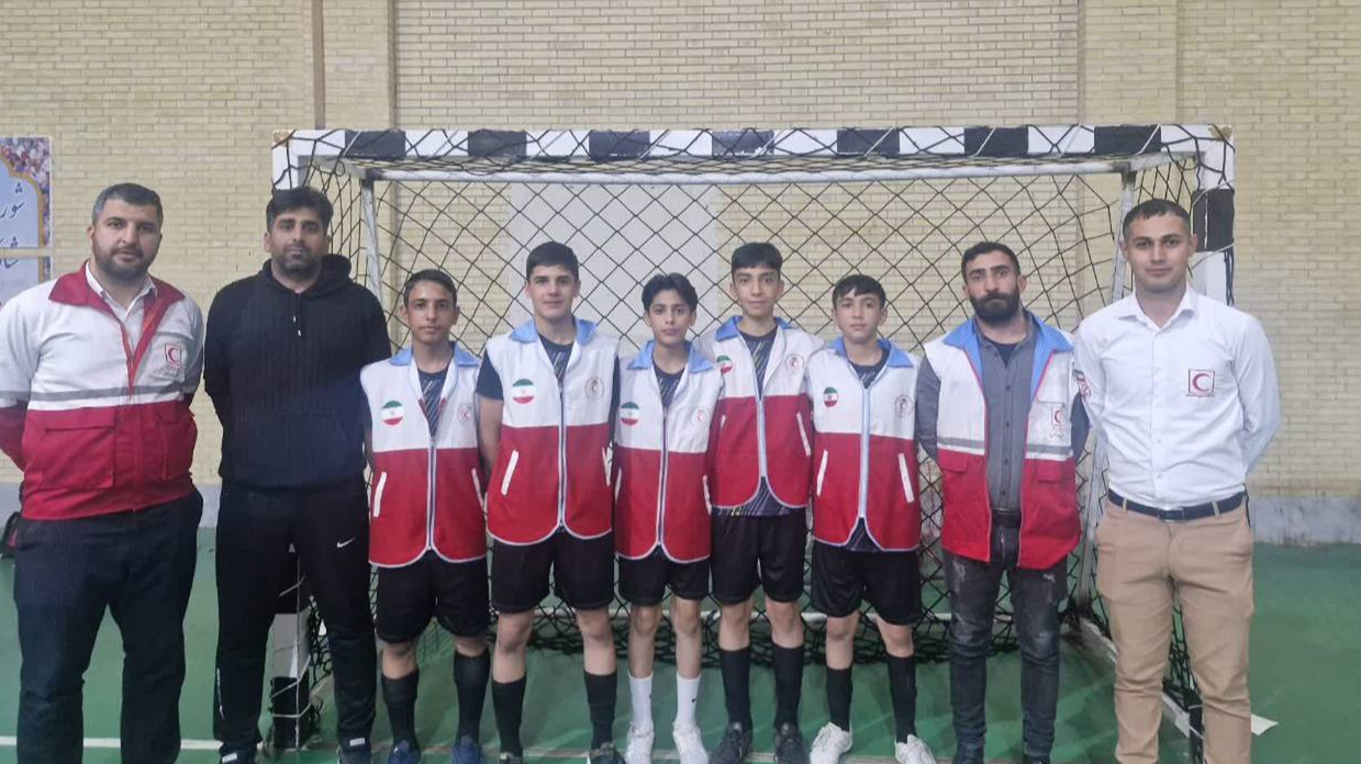 درخشش تیم خانه هلال درب قلعه ابرکوه در مسابقات فوتبال خیابانی استان یزد